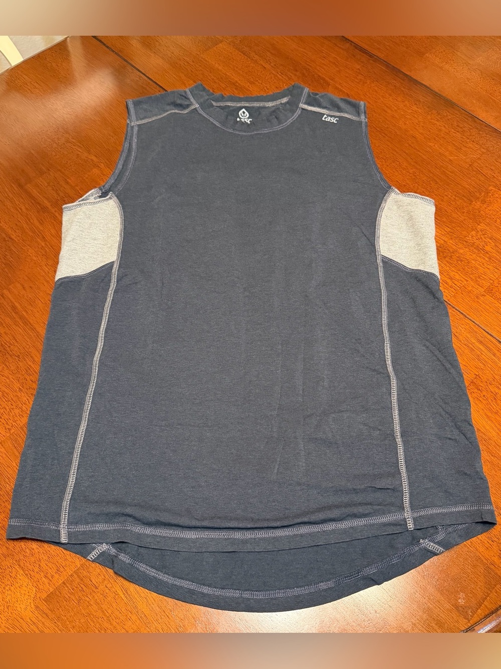 Tasc Performance Mosotech Muscle Tank Top Shirt Mens Large Gray Workout Gym
